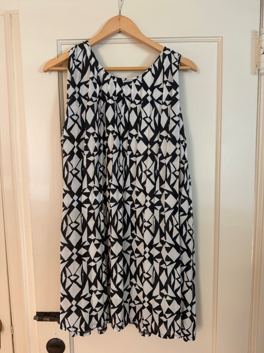 Toi et Moi Black and White Geometric Maxi Dress